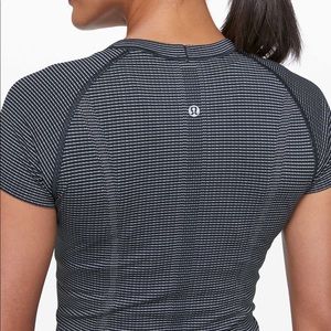 Lululemon short sleeve too